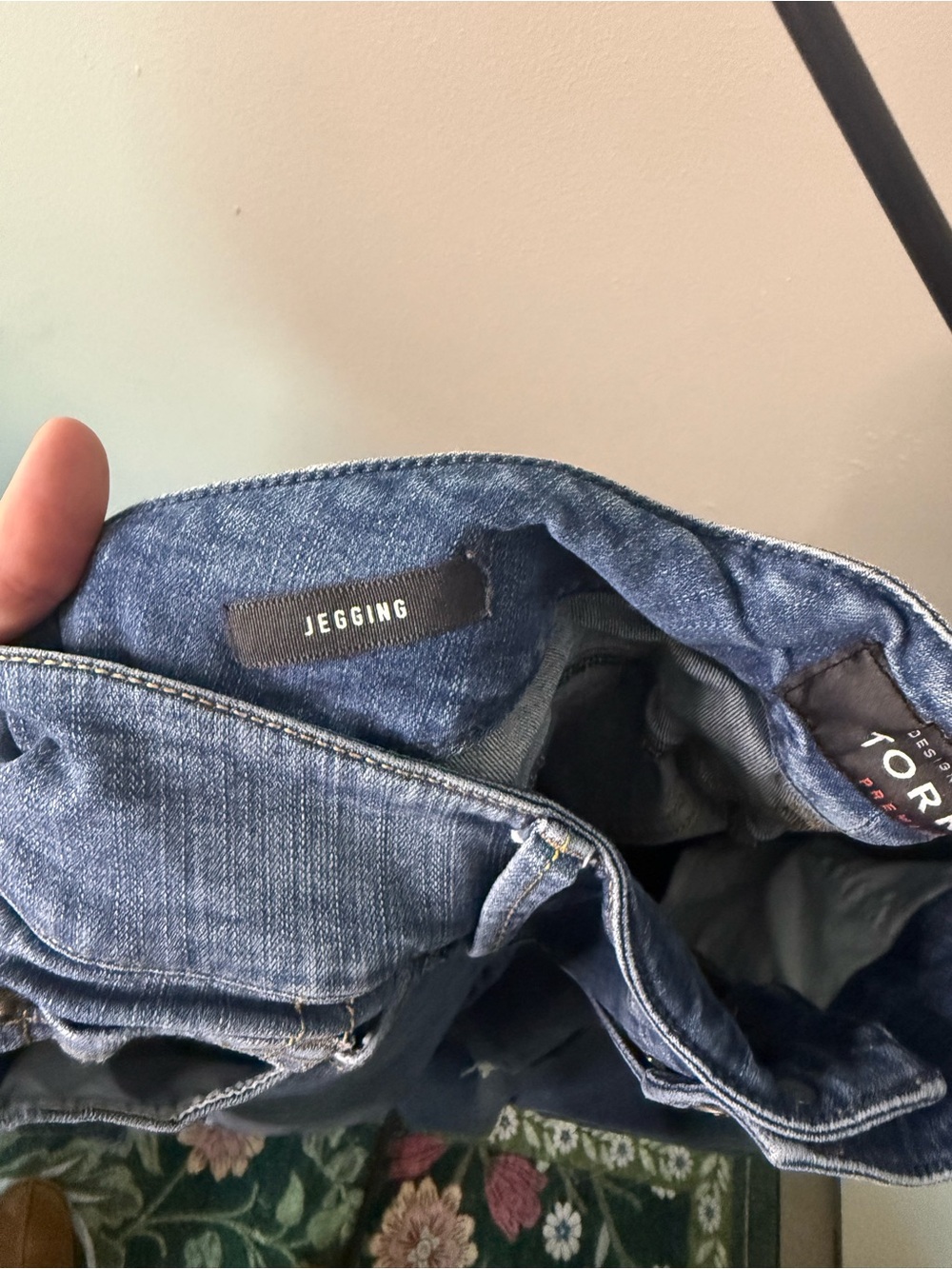 Torrid Medium Washed Distressed Jeggings - 16R - Picture 4 of 4